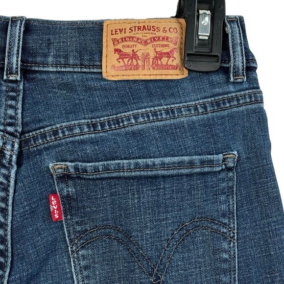 Levi’s Womens SZ 4 Classic Straight Jeans Mid-Rise Stretch Pockets Medium Wash - Picture 6 of 12